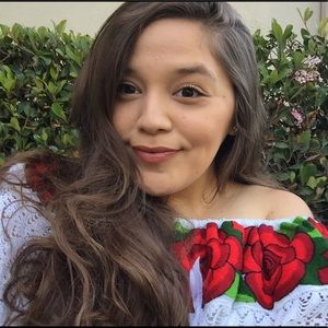 Meet your Posher, Jimena